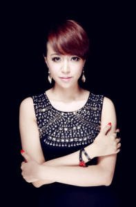 失聲奪金******-喻佳麗